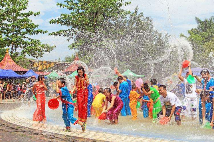 Grand Songkran Festival!