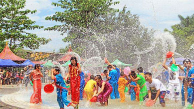 Grand Songkran Festival!